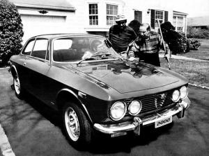 Alfa Romeo 2000 GT Veloce 1971 года  (NA)
